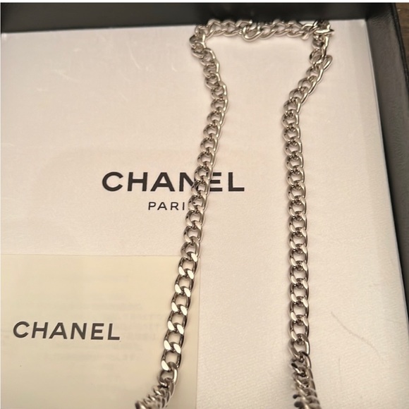 Chanel vintage Belt (or necklace) with Box and Tags - Picture 9 of 15